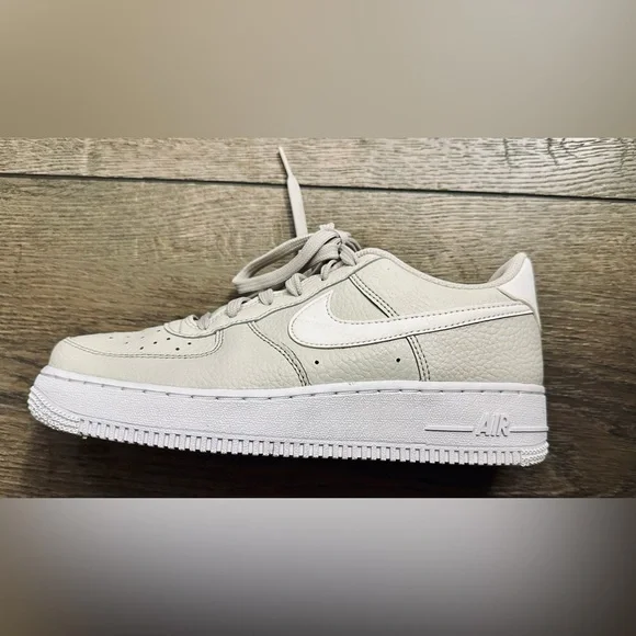 Nike Air Force 1 ’07 - Picture 2 of 6